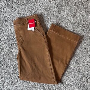 Spanx NWT Twill Cropped Pants